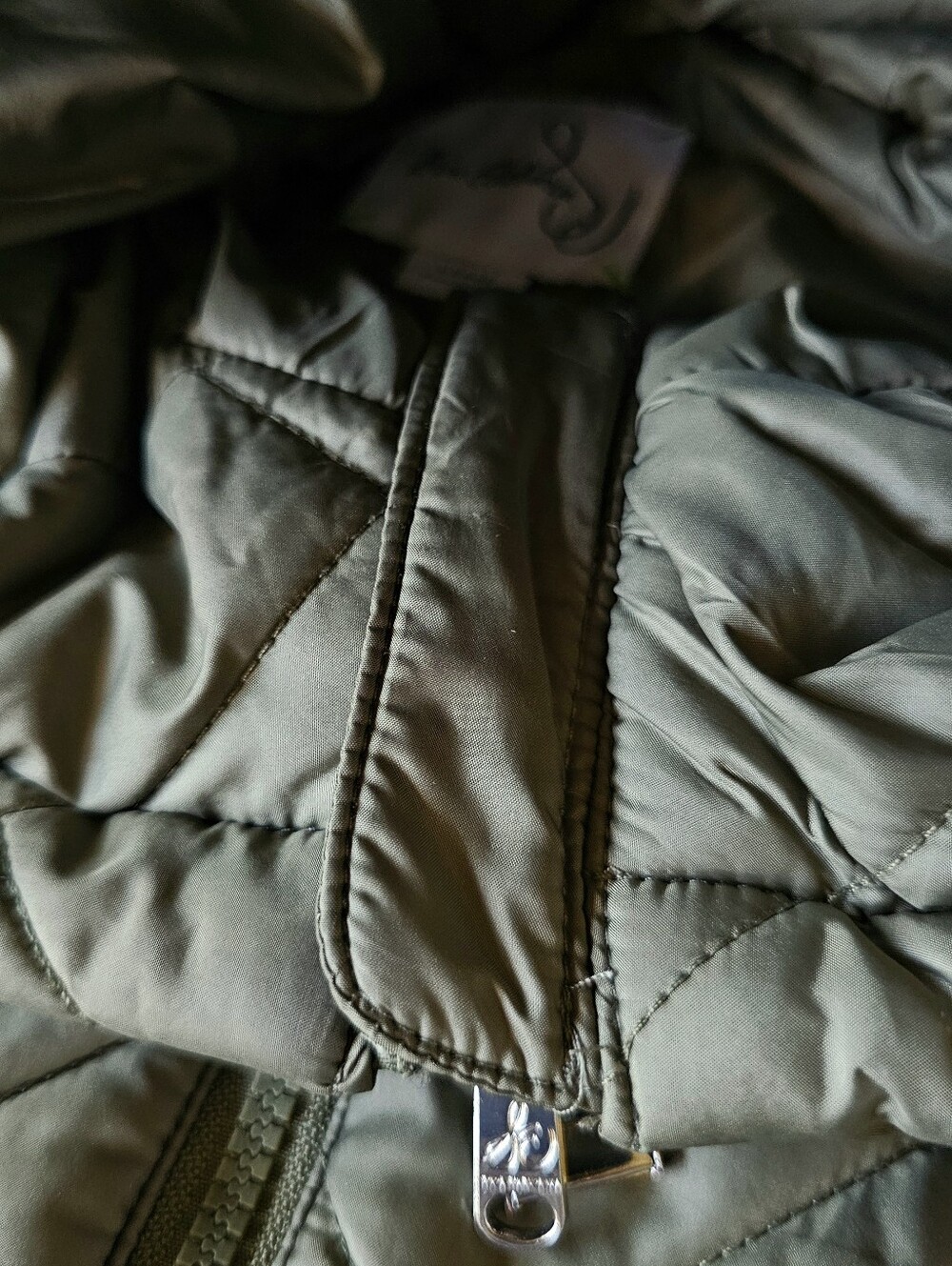 Sam Edelman Women's Olive Green Diamond Quilted Hooded Jacket - Size Large (EUC) - Picture 7 of 8